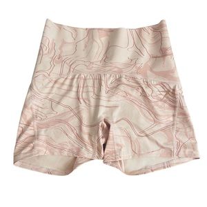 GYMSHARK Sweat Seamless Shorts Pink and White Marble Pattern Size M Women’s